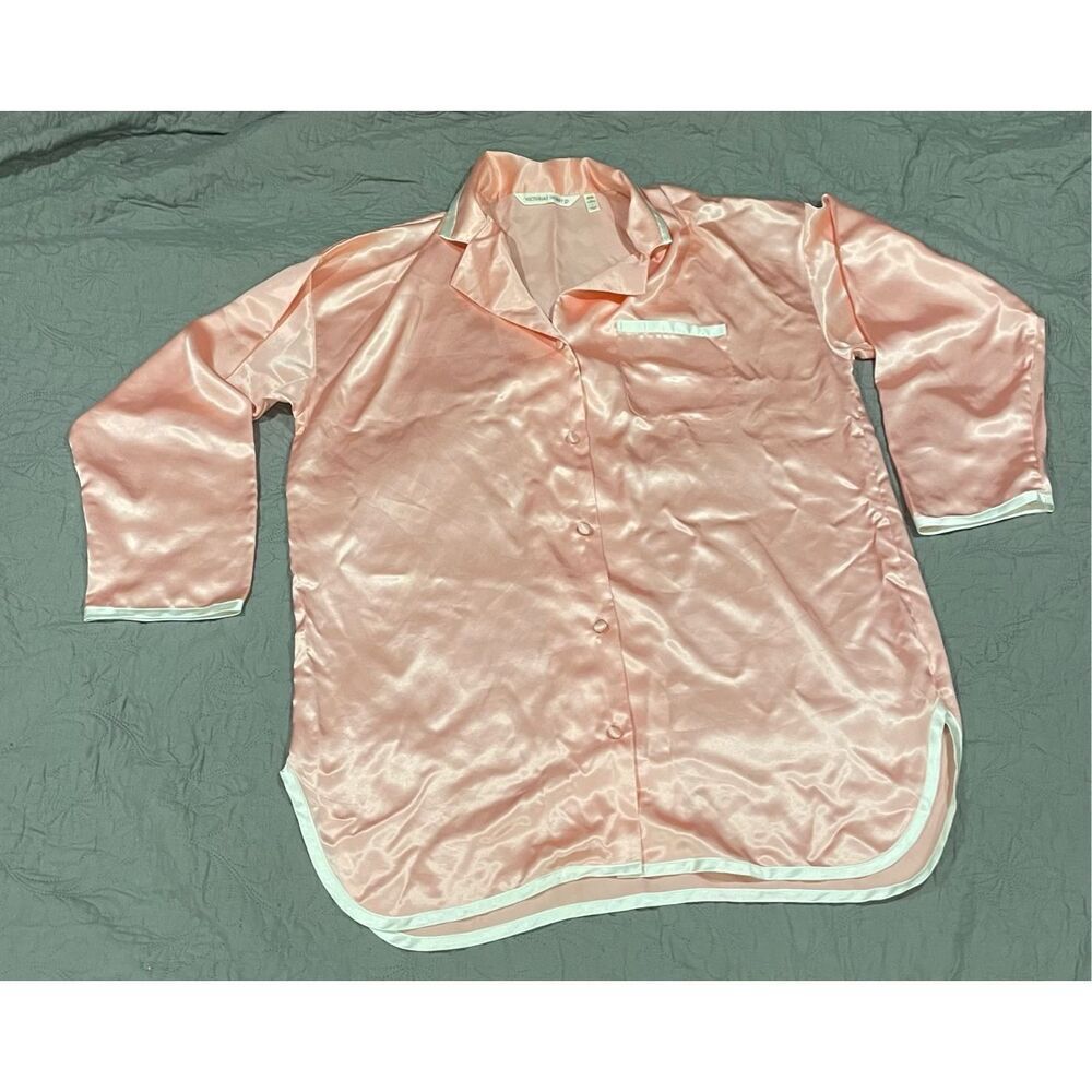 Victoria’s Secret Pink Silky Soft Large Night Gown Long Sleeve Button Up